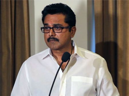 శరత్ కుమార్‌పై కేసు నమోదు.. ఆ ల్యాండ్ ఏమైంది!