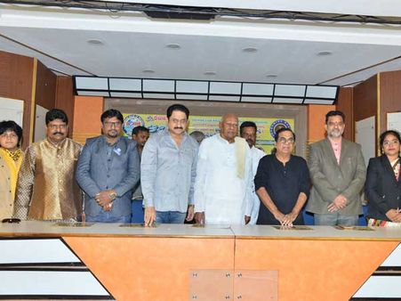 రిలీజ్‌కు ముందే ఆదిత్య సంచలనం.. బాలల చిత్రానికి ‘వరల్డ్’ పురస్కారాలు