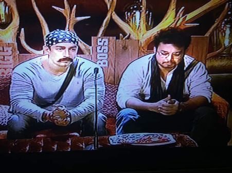 బిగ్‌బాస్2‌లో హైడ్రామా.. దుప్పట్లో దూరిన తనీష్,సునైన.. సభ్యుల మధ్య అఫైర్ చిచ్చు.. జైల్లో గీతామాధురి