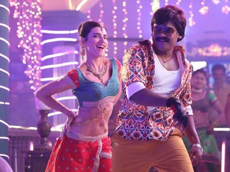 పవన్ ‘ఐటెం గర్ల్‌’తో షకలక శంకర్.. జోరులో డ్రైవర్ రాముడు!