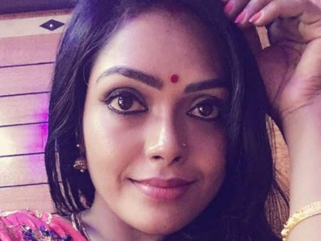 రోజుకు 3 లక్షలు, బిగ్ షాట్స్‌తో వ్యభిచారం.. తమిళ నటికి ఆఫర్, కథ ముగించిన పోలీసులు!