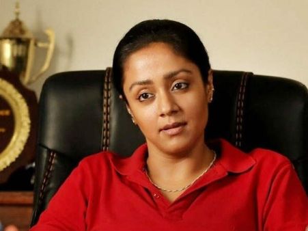 ఝాన్సీగా జ్యోతిక సిద్ధం.. ఆగష్టు 3న ప్రేక్షకుల ముందుకు..!