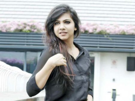 లిప్‌లాక్ ముద్దులు వద్దన్నందుకు ఆ హీరోయిన్‌ను...