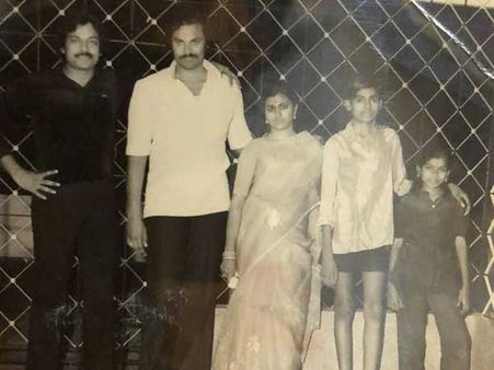 మెగా బ్రదర్స్, సిస్టర్స్ రేర్ ఫోటో.. పవన్ కల్యాణ్ ట్వీట్ చేసి ఏమన్నారంటే..