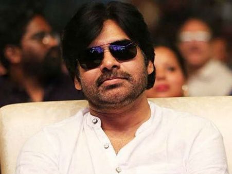 పవన్ కళ్యాణ్ కంటికి శస్త్ర చికిత్స.. కొన్నిరోజుల పాటు విశ్రాంతి, అప్పటి నుంచే!