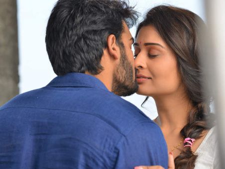 RX 100 వసూళ్ల దూకుడు.. రెండు రోజుల కలెక్షన్లు ఎంతో తెలుసా?