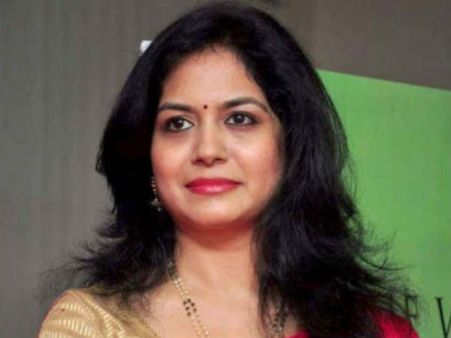 ముద్దుగారే యశోద వెబ్ సిరీస్ కాదు సినిమా.. సింగర్ సునీత