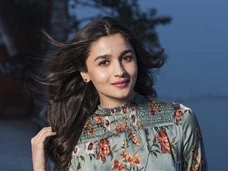 అలియాభట్ సినిమాలకు గుడ్‌బై?.. ఫ్యాన్ అడిగిన ప్రశ్నకు షాకింగ్ జవాబు!