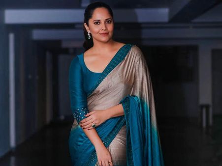 శభాష్ అనసూయ.. కేరళ బాధితుల కోసం ఏం చేశారంటే..