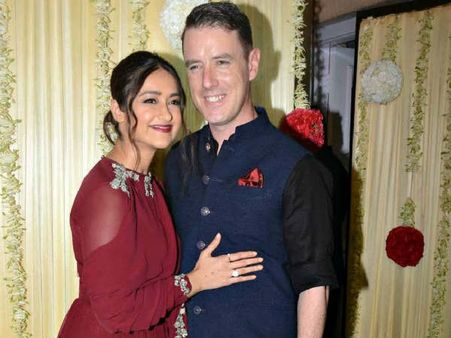 ఇలియానా ప్రియుడిలో విలన్ యాంగిల్!