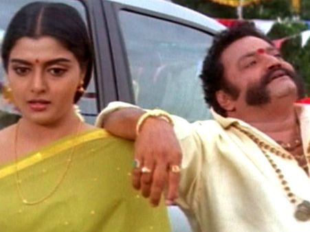 హరికృష్ణ మృతిపై స్పందించిన లాహిరి లాహిరి లాహిరిలో హీరోయిన్!