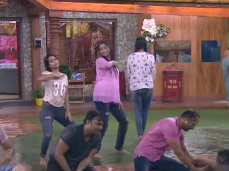 తడిసి ముద్దయ్యారు: బిగ్‌బాస్ ఇంట్లో ఆనంద హేల, కారణం...