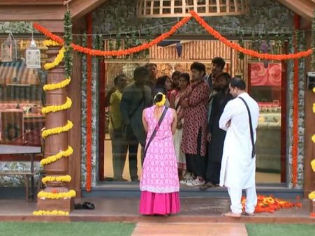 బిగ్ బాస్ 2 ఎలిమినేషన్ టాస్క్‌లో అపశృతి, గాయాలు.... హీరోయిన్‌గా బయటకు వెళతానన్న దీప్తి!