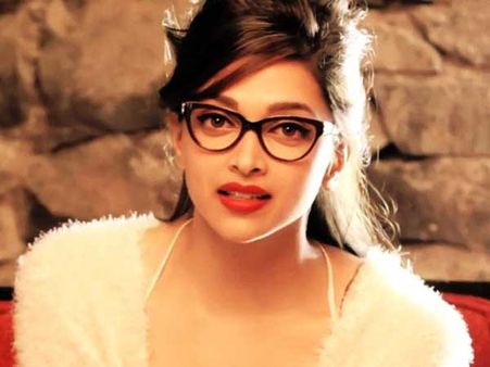 పెళ్లికి ముందే.... ప్రియుడితో దొరికిపోయిన దీపిక పదుకోన్! (వీడియో)