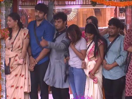 బిగ్ బాస్2: పచ్చడైపోయిన నూతన్ నాయుడు.. హౌస్‌లో తొక్కిసలాట, ఇష్టం వచ్చినట్లు!