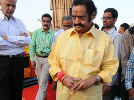 హరికృష్ణ మృతి: సీట్ బెల్ట్ పెట్టుకోలేదా.. ఎస్పీ చెప్పిన కారణాలు!