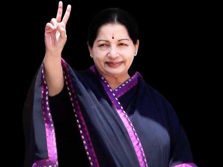 జయలలిత బయోపిక్: ఆ వివాదాలు, కేసులపైనే అందరి దృష్టి!