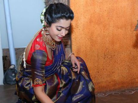 గీత గోవిందం జోష్.. వరలక్ష్మి వ్రతం రోజున రష్మిక ఏం చేసిందంటే..