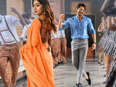 అను బేబీని ఆటపట్టించిన 'శైలజారెడ్డి అల్లుడు' (వీడియో)