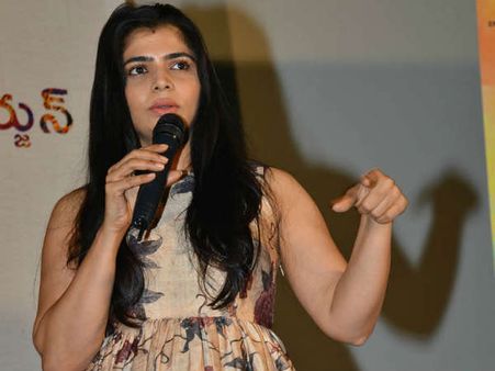 పెళ్లి సంతలో పశువుల బేరంలా... నాకు అలాంటి అనుభవమే: సింగర్ చిన్మయి