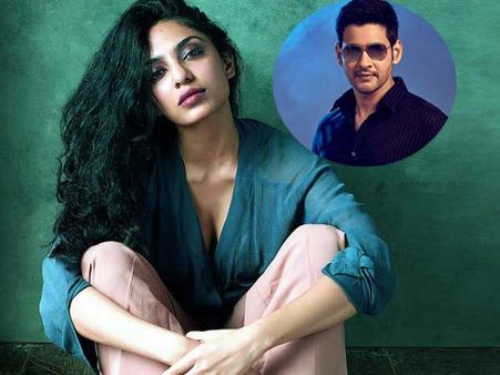 మహేష్ ట్వీట్‌పై రచ్చ, బట్టలు చించుకోకు.. గాల్లో కాపురమా? శోభితపై నెటిజన్ల దాడి!