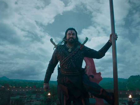 సైరా టీజర్ దుమ్ముదుమారం.. 5 గంటల్లోనే 5 మిలియన్ల వ్యూస్!