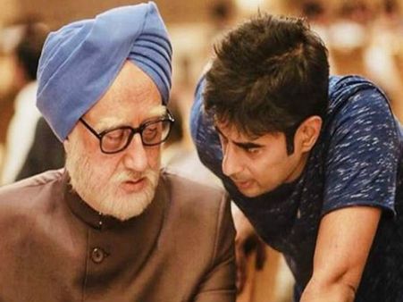 జీఎస్టీకి కుచ్చుటోపి.. కోట్ల కుంభకోణం.. బాలీవుడ్ దర్శకుడి అరెస్ట్!