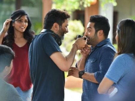 అంచనాలు పెంచుతున్న ‘అరవింద సమేత’ వర్కింగ్ స్టిల్స్!