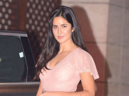 గణేష్ చతుర్థి వేడుకల్లో తప్పుగా ప్రవర్తించిన కత్రినా కైఫ్