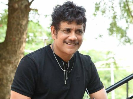 అఖిల్ బాలీవుడ్ ఎంట్రీ, కరణ్ జోహర్ మూవీపై నాగ్ క్లారిటీ