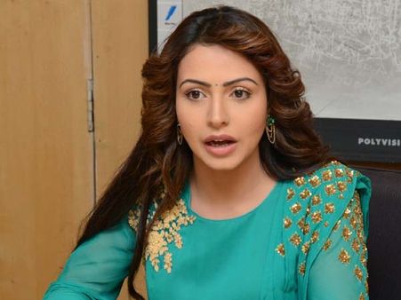 క్యాస్టింగ్ కౌచ్, కౌశల్‌పై నందిని కామెంట్.. వారి వల్లే బిగ్‌బాస్‌ నుంచి అవుట్!