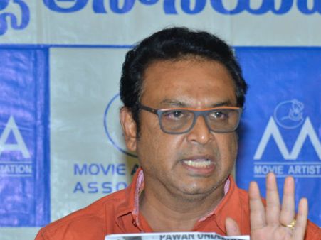 మహేష్ బాబుకు కూడా కోటి రూపాయలేనా, అనుమానం కలిగింది: నరేష్