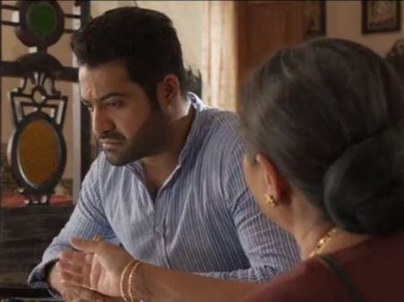 అరవింద సమేత 'పెనివిటి' సాంగ్.. హృదయాన్ని హత్తుకునేలా, తమన్ అదరగొట్టేశాడు!