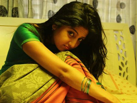 ‘పికె లవ్’ వివాదం: వారి కామెంట్లు బాధించాయన్న పూనమ్!