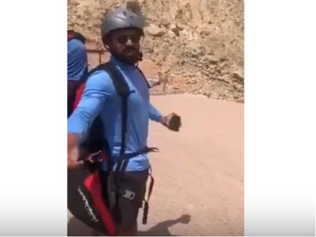ఒళ్లు గగుర్బొడిచే విన్యాసం: బాబాయ్‌ పుట్టినరోజున రామ్ చరణ్ సర్‌ప్రైజ్ (వీడియో)