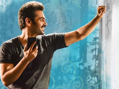 చిరు, పవన్, ఎన్టీఆర్ దారిలో.. అదరగొట్టేసిన రామ్!