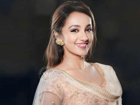 బ్రహ్మాందంతో కలిసి టీవీ షో చేయబోతున్న బిగ్‌బాస్2 కంటెస్టెంట్ తేజస్వి!