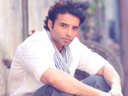 గంజాయి ఇష్యూ: ప్రముఖ నటుడికి పోలీసుల వార్నింగ్, దొరికితే జైలుకే...