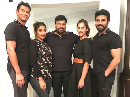 మావయ్యతో డిన్నర్ డేట్.. బ్లాక్ డ్రెస్‌లో మెగా ఫ్యామిలీ!