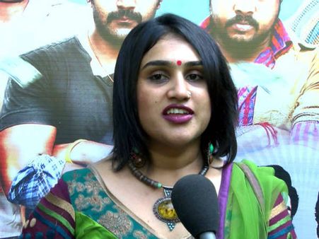 నా తండ్రి చేసింది న్యాయమా? విజయ్ కుమార్‌పై కూతురు ఫైర్.. వనిత కోసం గాలింపు