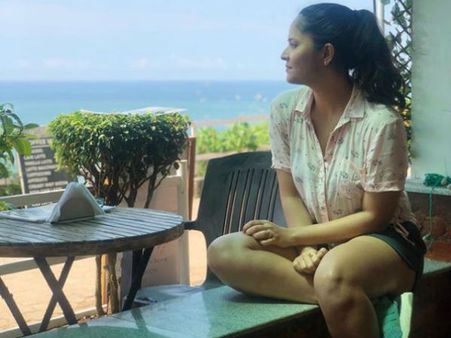 నేను ఆంటీలా ఉండటమేంటండీ బాబూ... యాంకర్ అనసూయ!