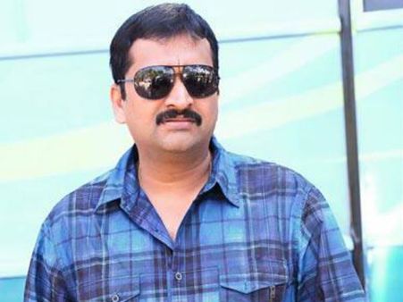 ఎప్పటికీ పవన్ నా దేవుడే.. ప్రతీసారి కోసుకొని చెప్పాలా? ఆ హీరోకు మోసం చేయలేదు.. బండ్ల గణేష్