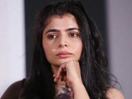 సింగర్ చిన్మయికి లైంగిక వేధింపులు... చాలా నీచంగా ప్రవర్తించారంటూ ఆవేదన!