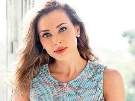 ప్రియురాలి కోసం అలాంటి పని.. అంతా సైలెంట్‌గా పూర్తి చేస్తున్న స్టార్ హీరో!