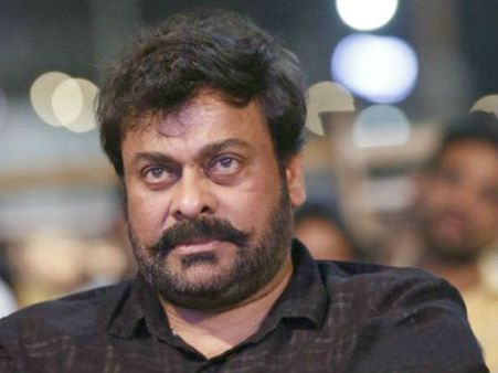 సైరాలో డాన్సులు.. కండిషన్ పెట్టిన చిరంజీవి!