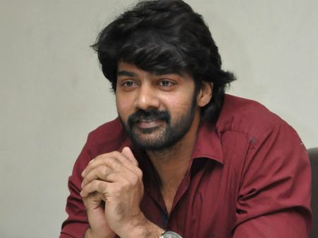 త్రివిక్రమ్‌కు నో చెప్పా, వెంటనే సునీల్ నుండి కాల్.... మీకు పిచ్చిపట్టిందా?