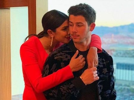 పెళ్లి తర్వాత ప్రియాంక చోప్రా-నిక్ కాపురం ఈ లగ్జరీ ఇంట్లోనే... (ఫోటోస్)