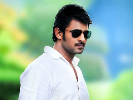 ప్రభాస్ పెళ్లి ఆలస్యం ఎందుకు అవుతుందంటే.. ఫ్యామిలీ సభ్యులు చెప్పిందేమిటంటే..