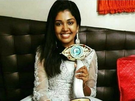 తమిళ బిగ్‌బాస్ 2 విన్నర్‌గా నిలిచిన ‘కబాలి’ మూవీ నటి