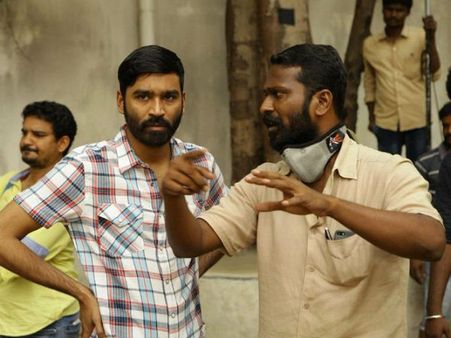 ధనుష్ మూవీ: వివాదంలో ఫస్ట్‌నైట్ సీన్స్... దర్శకుడి క్లారిటీ!